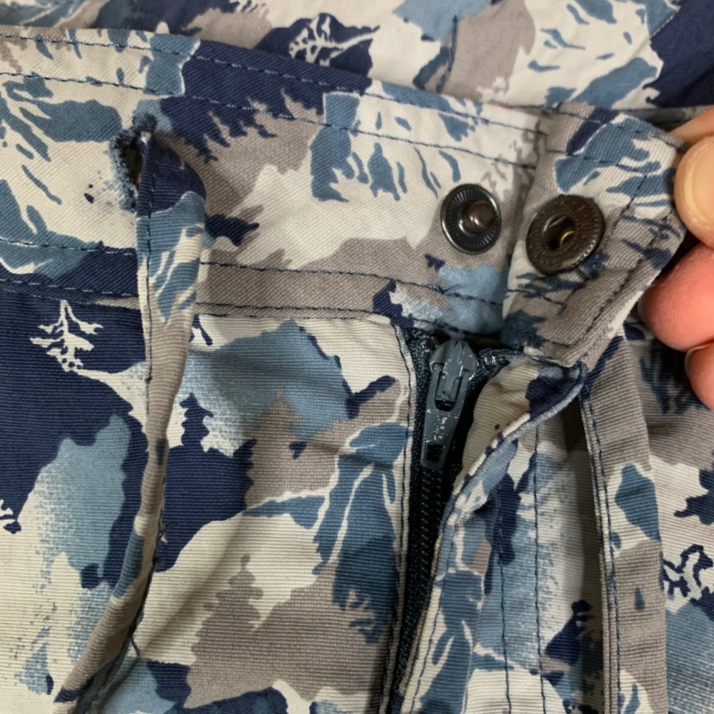 The North Face Womens Size 0 Paramount Camo Cargo Capri Pants Blue Gray Hiking - Picture 7 of 15